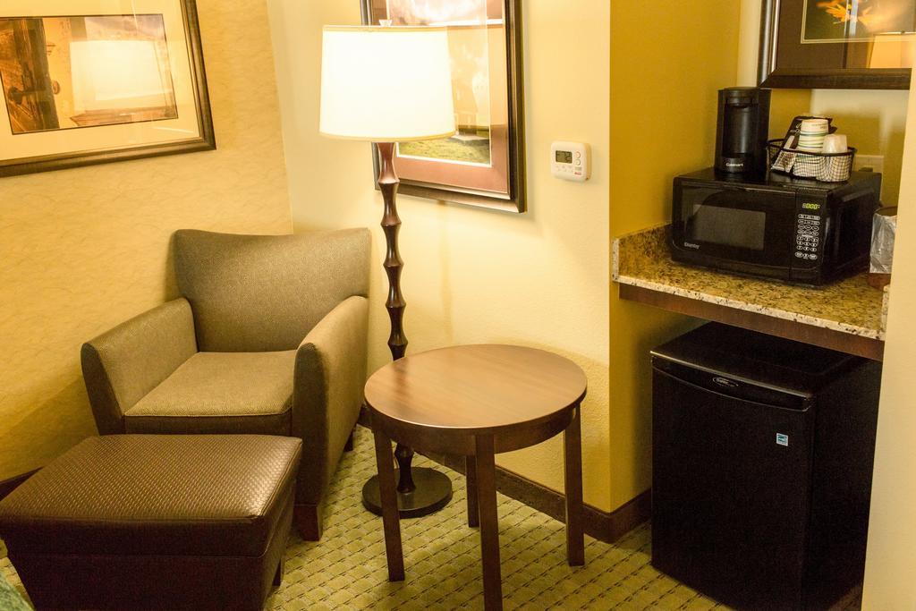 Little Missouri Inn & Suites New Town Esterno foto