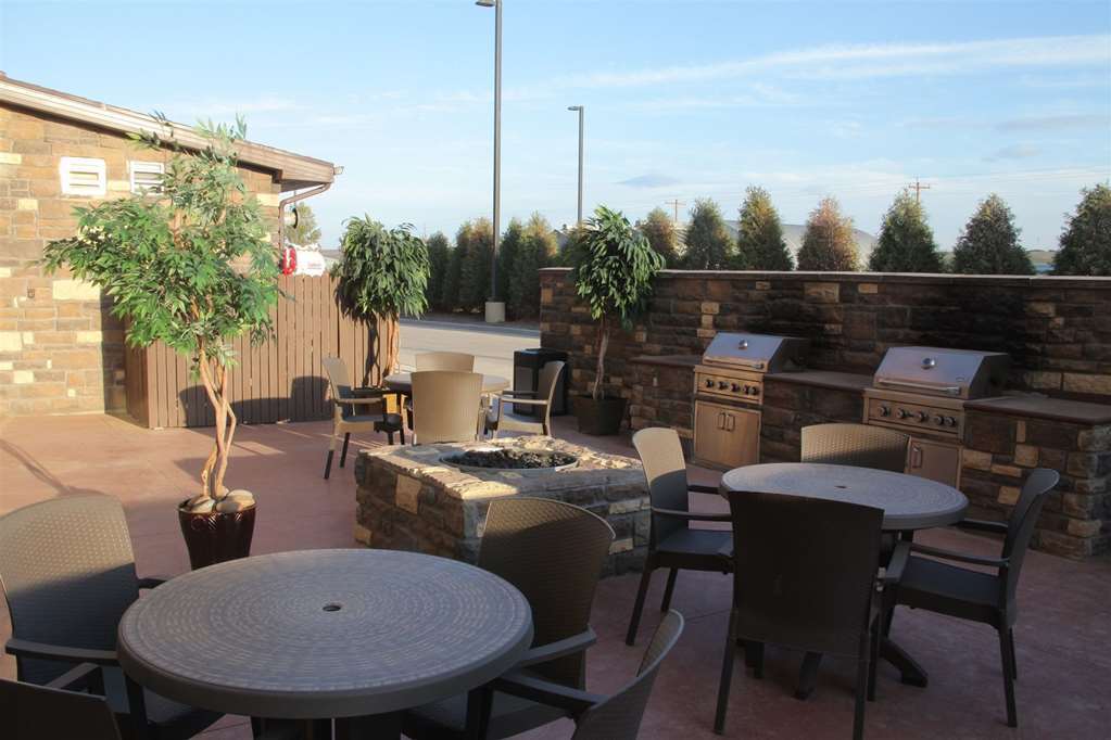 Little Missouri Inn & Suites New Town Esterno foto
