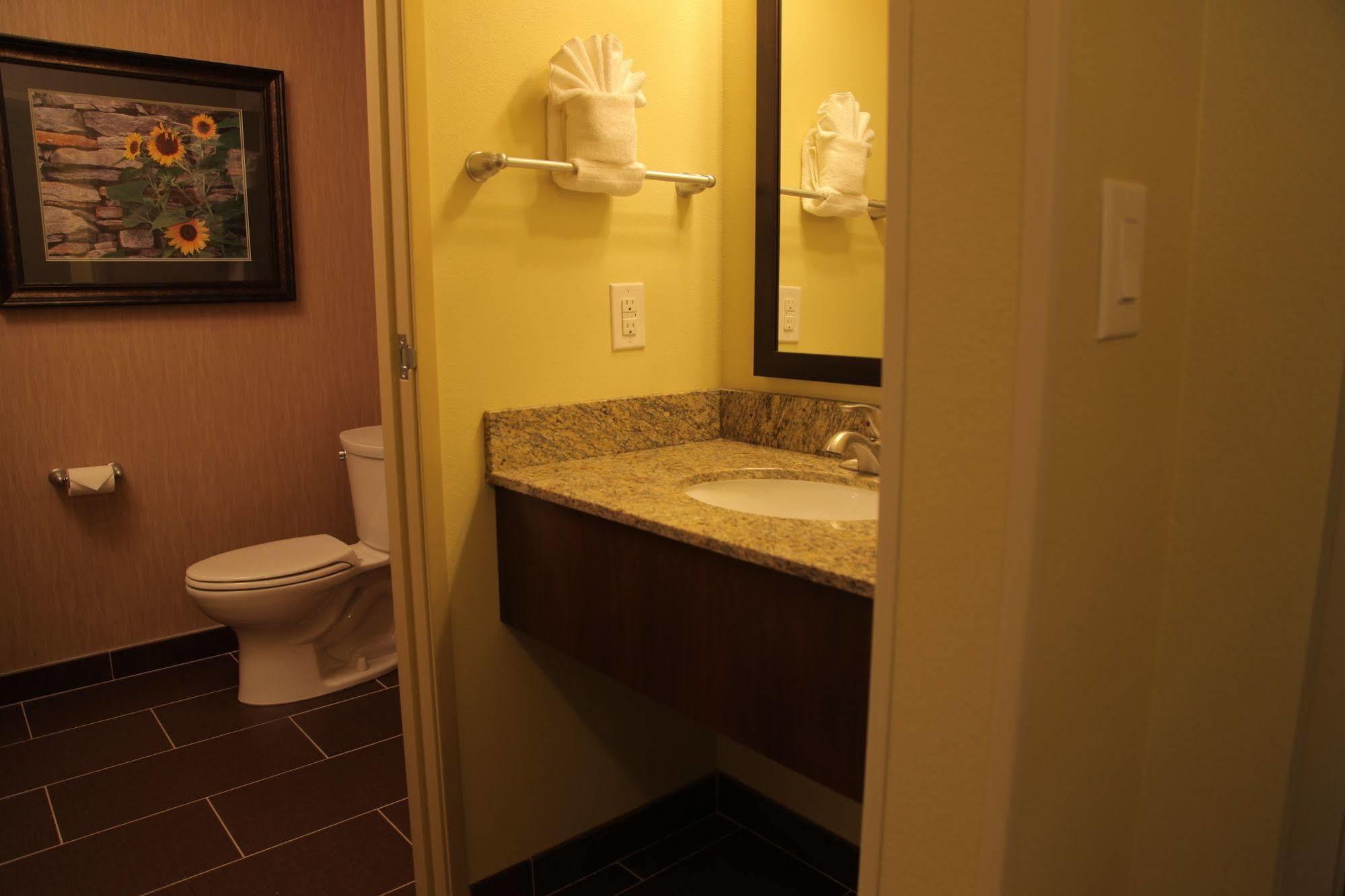 Little Missouri Inn & Suites New Town Esterno foto
