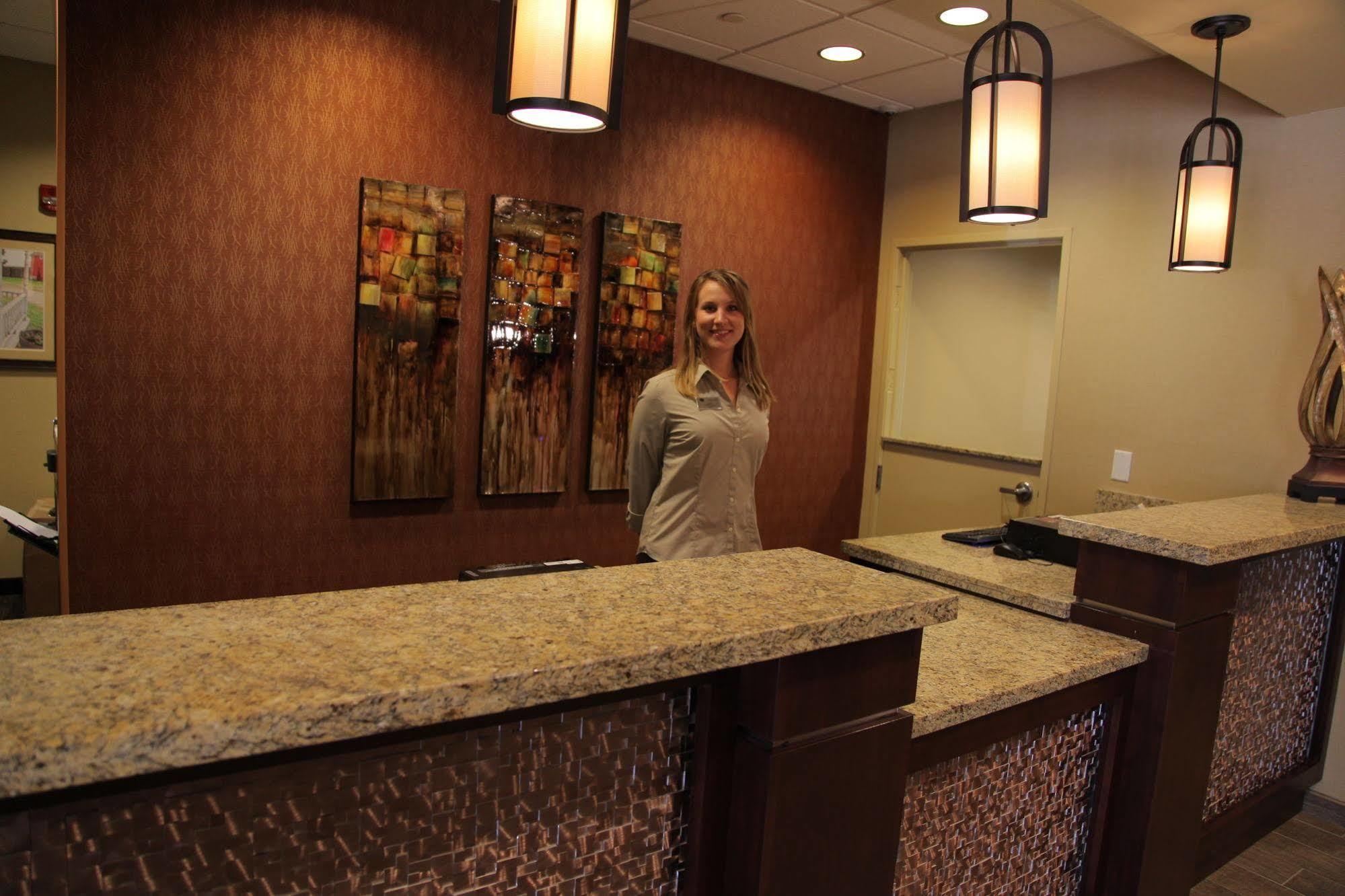 Little Missouri Inn & Suites New Town Esterno foto