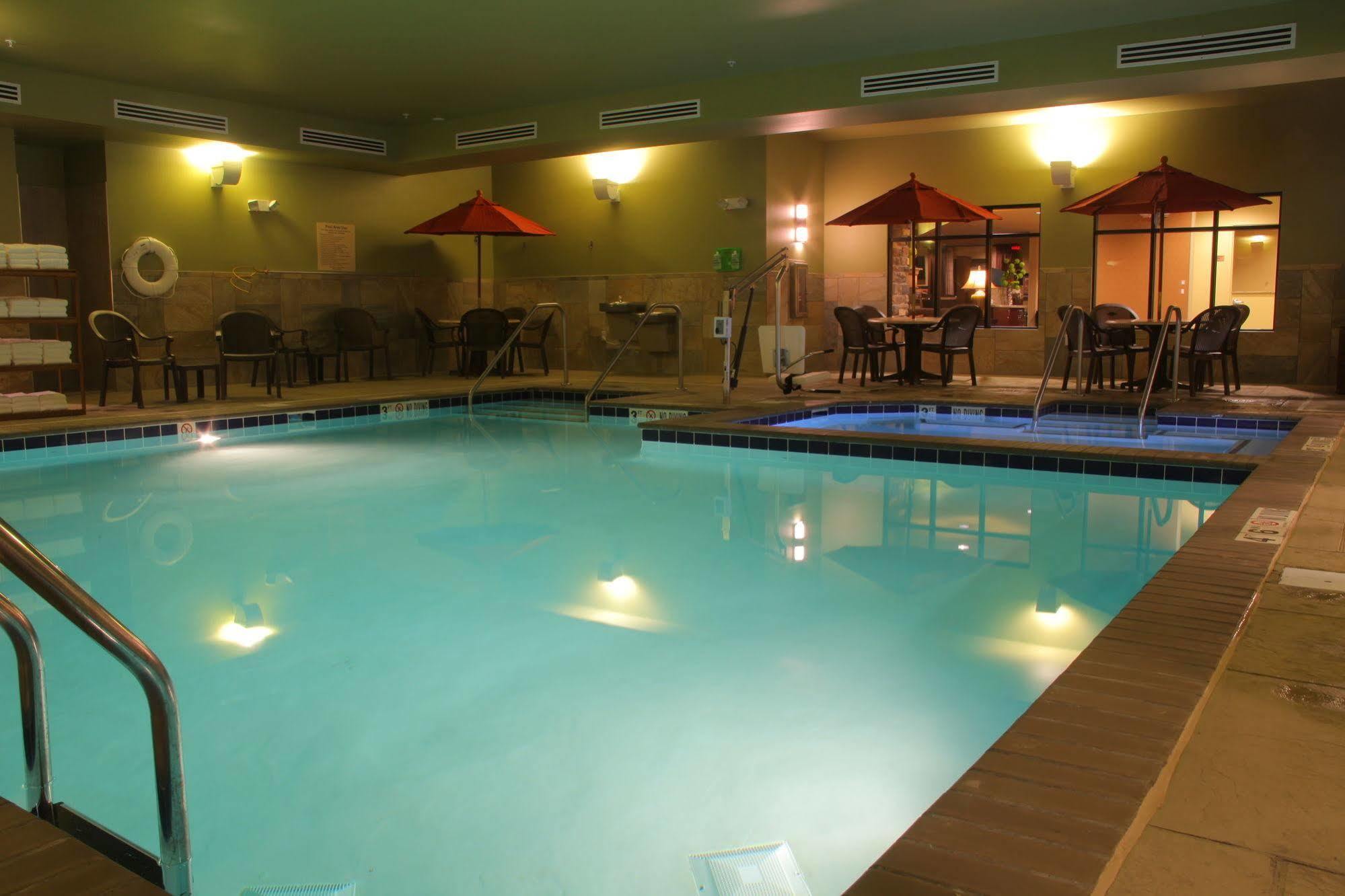 Little Missouri Inn & Suites New Town Esterno foto
