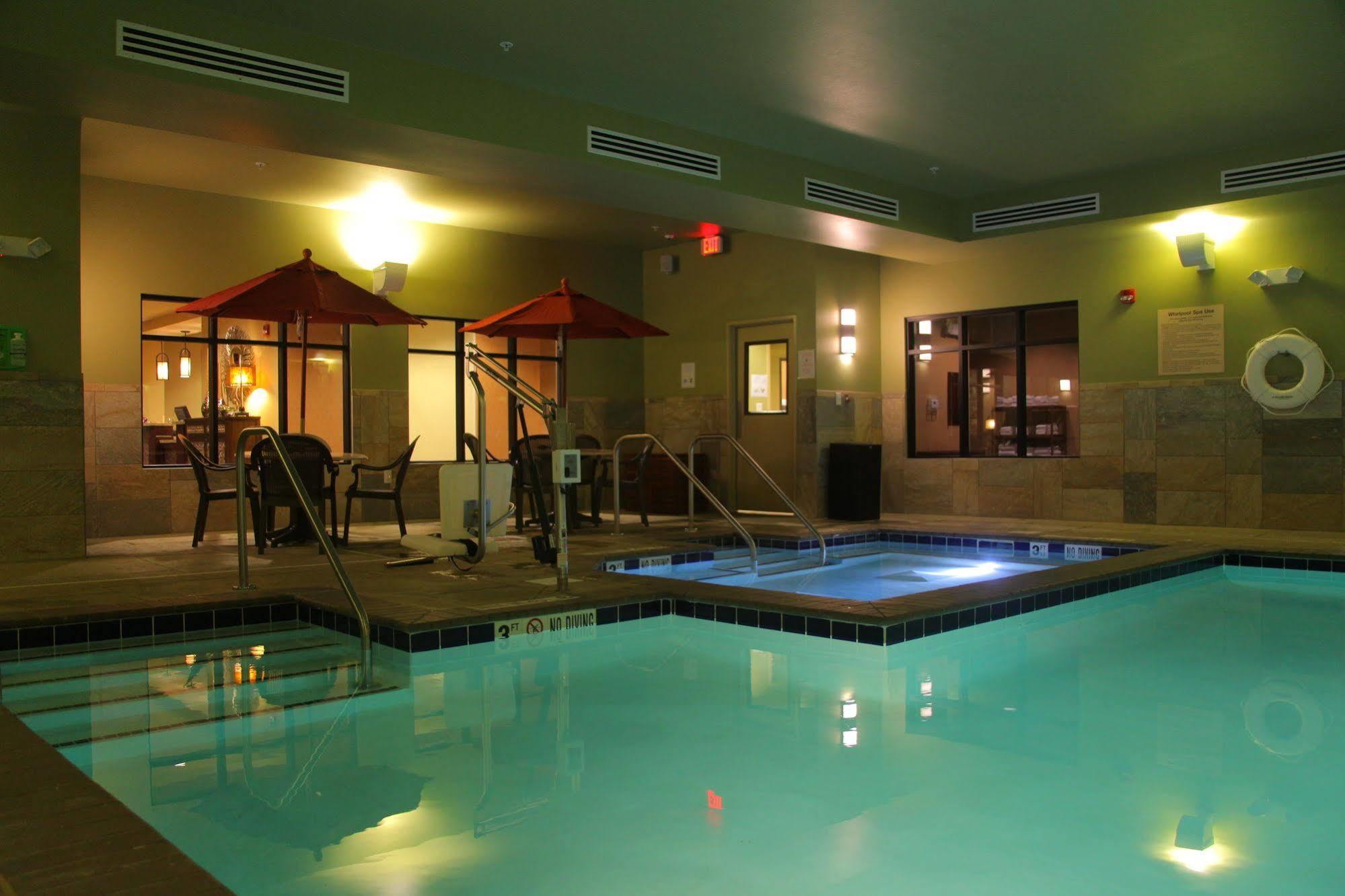 Little Missouri Inn & Suites New Town Esterno foto